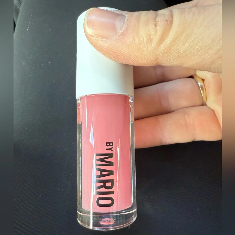 💚 2/$30 Makeup By Mario, Hydrating SuperShine Lip Gloss in Rosewater - Picture 5 of 6